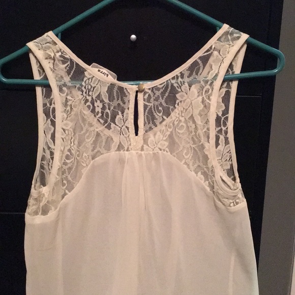 Lace tank - Picture 2 of 2